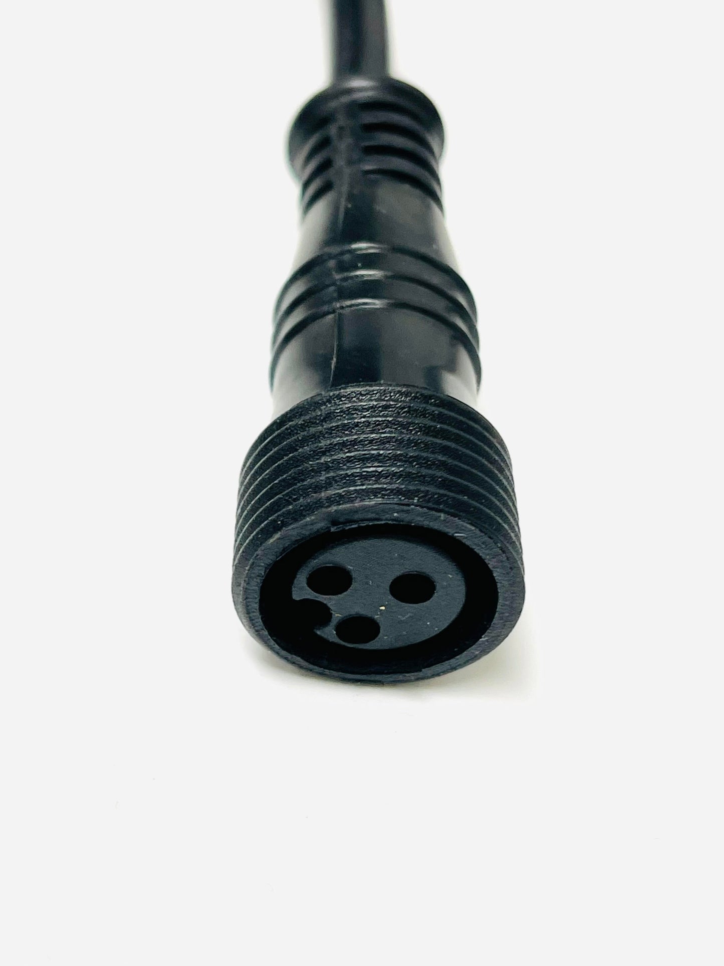 Female 18 Inch 3Pin Pigtail Large NOVA Connector